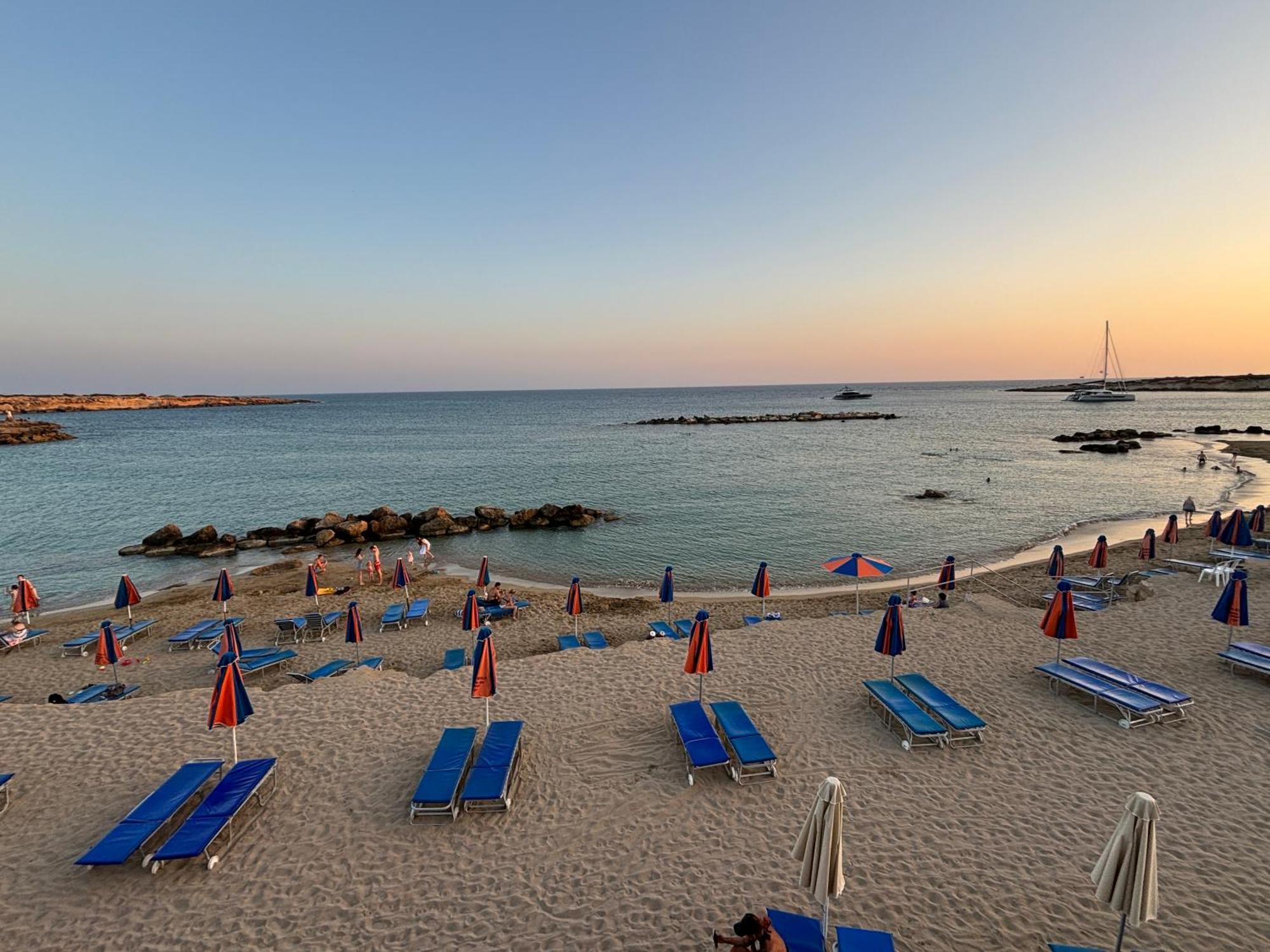 Cozy Apartment In Paphos Beautiful Complex Екстериор снимка